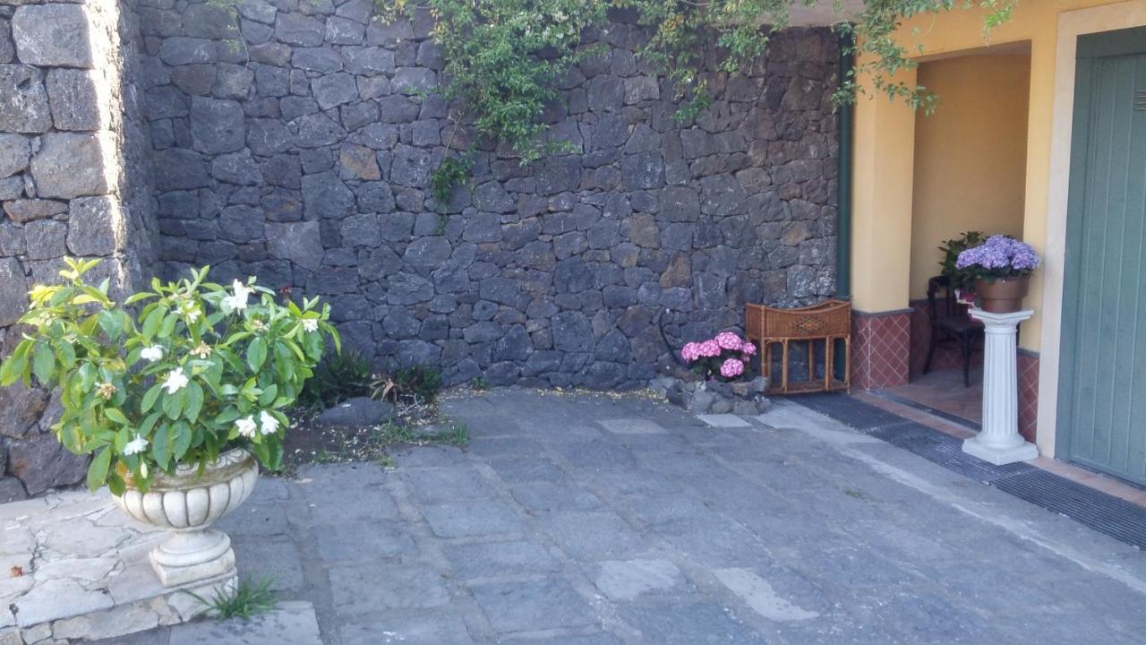 圣韦内里纳La Casa Del Melograno住宿加早餐旅馆 外观 照片